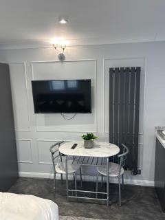 awesome studio flat - 8