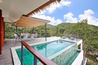 Seabreeze Villa - 4