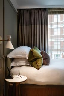 The Guardsman Hotel - 8