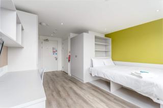 Modern Studios in Central Coventry - 9