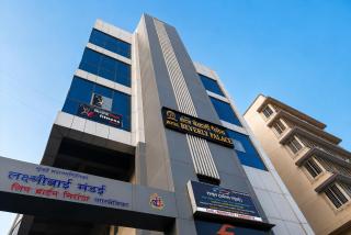 Hotel Beverly Palace Santacruz - Near BKC - Mumbai Airport T1 - 9
