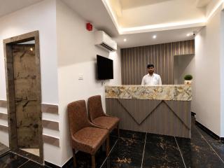 Hotel Beverly Palace Santacruz - Near BKC - Mumbai Airport T1 - 5