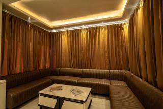 Hotel Gharana Green's - 8