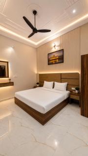 Hotel Siddhivinayak Near Rammandir Ayodhya - 2