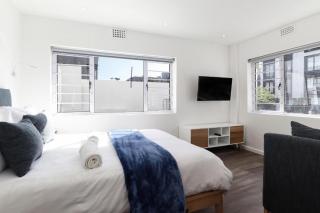 Sea Point apartment - 5