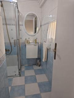Vic Home - 3