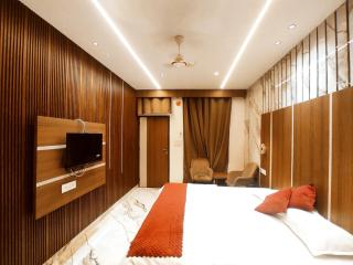 THE HIGH LAND HOTEL - Premium Property By Dhand Group of Hotels - Families, Corporates, Couples, Travellers Favorite - 8