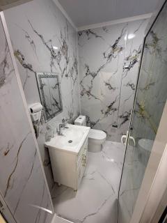 inn Zarin - 1