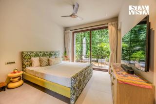 StayVista at Banyan Abode - Goa with BBQ & Infinity Pool - 6
