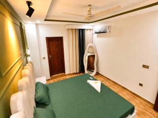 Modern Comfort 2 BHK Islamabad - 3