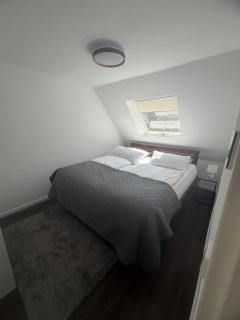 3 Zimmer Wohnung Obertshausen - Neu Renoviert - 2