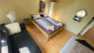 Elegant Villa with Free WiFi Sleeps 29 - 0