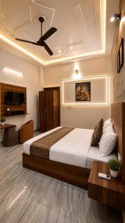 Hotel Siddhivinayak Near Rammandir Ayodhya - 9