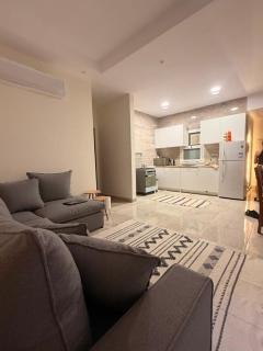 Stylish 2BR Apartment in Latini, New Alamein - 5