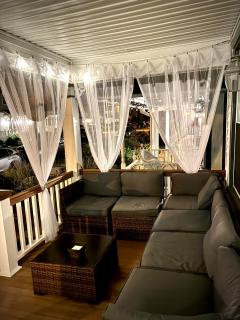 The 1889 Modern Victorian 6BR House Sunroom 1 Block to Sandy Beach Beach Badges Included Walk to Asbury Park Nightlife Dog Friendly - 8
