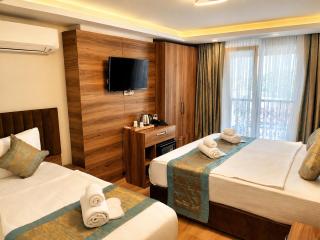 Kavi Hotel - 1