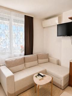 Nadezhda Stay Sofia by Beli Dunav Metro Station - 4