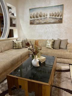 Moroccan Elegance & Modern Living - 8