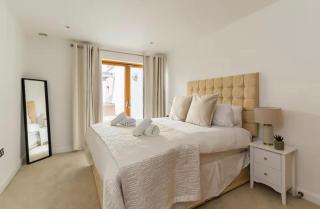 Modern Cardiff city apartment, the best location - 5