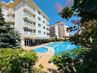 SUNNY HОUSE 105 One Bedroom Apartment - 8