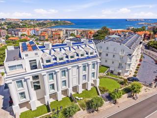 Gran Hotel Suances Suites - 1