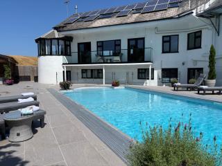 Pembrokeshire, Beach, Pool, Hot Tub, Sleeps 24 - 9