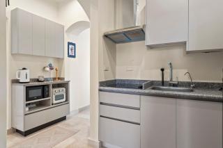 The Downtown Oasis I Nesty Hospitality - 6