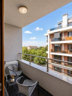 The family suite - 2