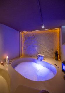 Orama Suite & Spa - 7