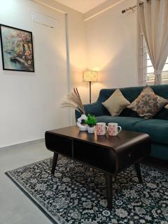 Private Terrace Garden 1BHK with a Lush Green View - 0