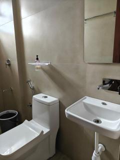 Private Terrace Garden 1BHK with a Lush Green View - 9