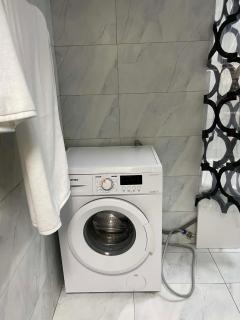 Apartment opposite Chingis Khan hotel - 2
