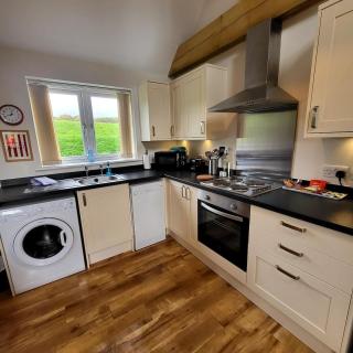 1 Abbey View Cottages, Battle, East Sussex - 4