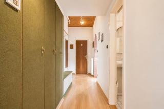 Cozy One Bedroom Apartment With Living Room Close to Wiener Stadthalle - 1