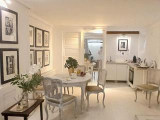 DINER ROSE HILL STUDIO with a special offer - 4