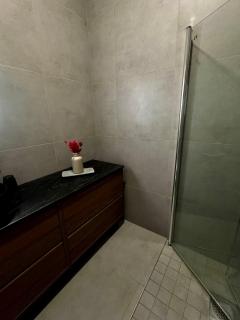 Entire 3-Bedroom Townhouse, 10 Minutes to ONS, Free Parking - 6