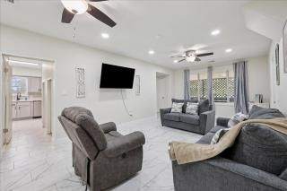 Updated 5 bedroom home in Bridge City - 3