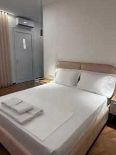 Zac's Rooms - 6