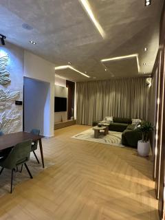 Yi-Son Apartments - 9