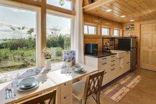 Path to Private Beach! Couple's Retreat in Cutler - 0