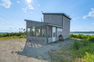Path to Private Beach! Couple's Retreat in Cutler - 8