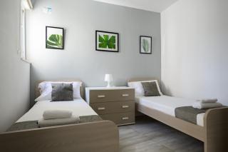 F6 Modern and bright Apartment in Malta - 6