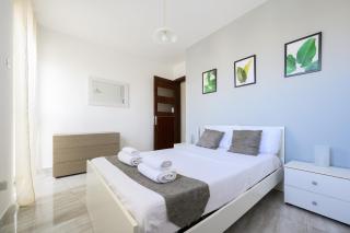 F6 Modern and bright Apartment in Malta - 3