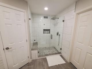 Travis Heights Oasis - 3