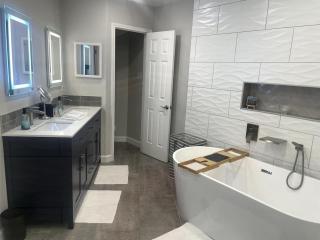 Travis Heights Oasis - 2