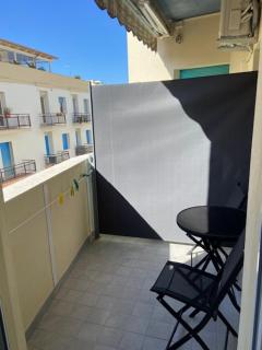 PM 29 Guest House - 8