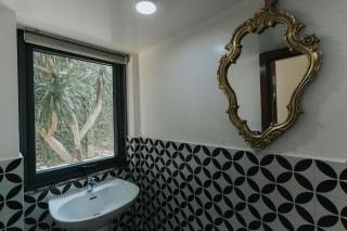 5 BR Premier Seaview Villa opposite Vinpearl cable - 1