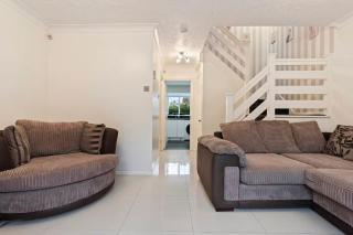 The Knight by Francha Stays - Sleeps 8 - 8