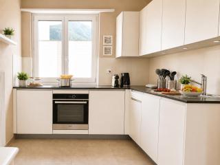 Apartment Stellina Ascona - Steps from Lido & Promenade - Balcony & Free Garage - 3