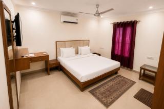 Hotel The Lotus Home Near Chandigarh Railway Station - 4